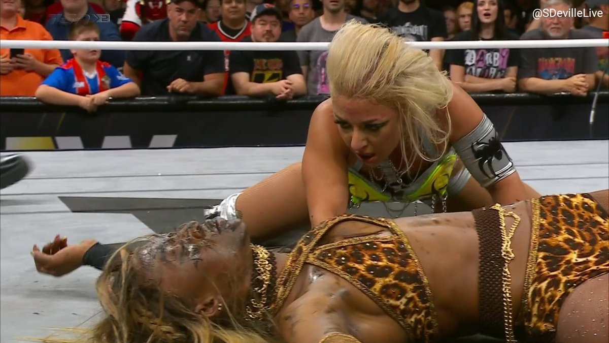 Toxic Spider <a href="/toxic_thekla/">Thekla テクラ</a> wins #AEWDynamite