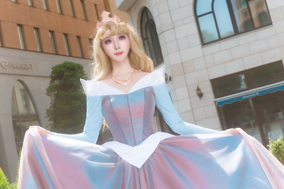 maomikurashi's tweet image. 🌹𝕾𝖑𝖊𝖊𝖕𝖎𝖓𝖌 𝕭𝖊𝖆𝖚𝖙𝖞

#フォースサミット 
#forcesummit
📷 @camera_nolts44