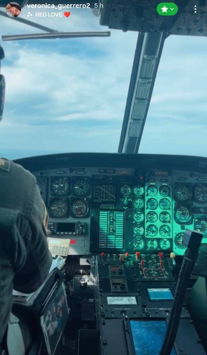 Melquisedec70's tweet image. Primicia.
Dice el avispado @MinInterior @AABenedetti que la jovencita Juliana Guerrero (hoy poderosa en la Casa de Nariño) viajó en avión de la Policía, sin ser funcionaria o contratista, a una “misión reservada”.
1 ¿Tan reservada que tenía que ir también la hermana de ella,…