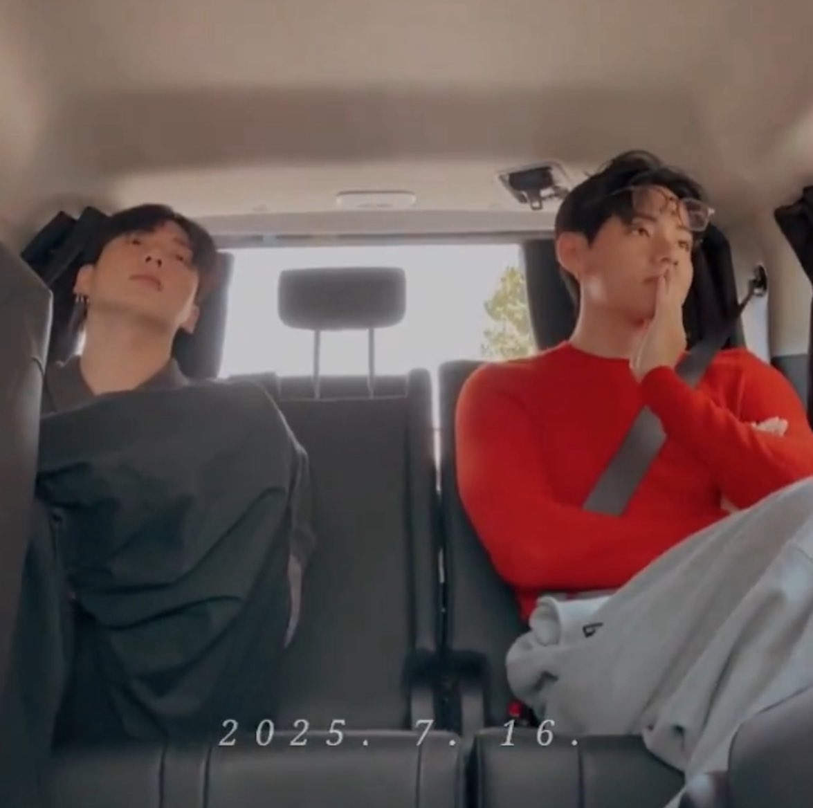 pjm_air's tweet image. 존나핫🥵🥵🥵🥵🥵🥵