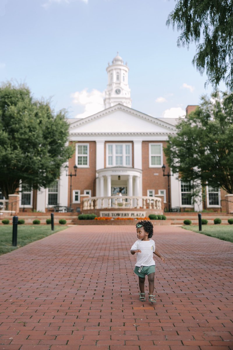 WillStandridge's tweet image. The cutest little girl just had to accompany dad for his D.Min. Seminars