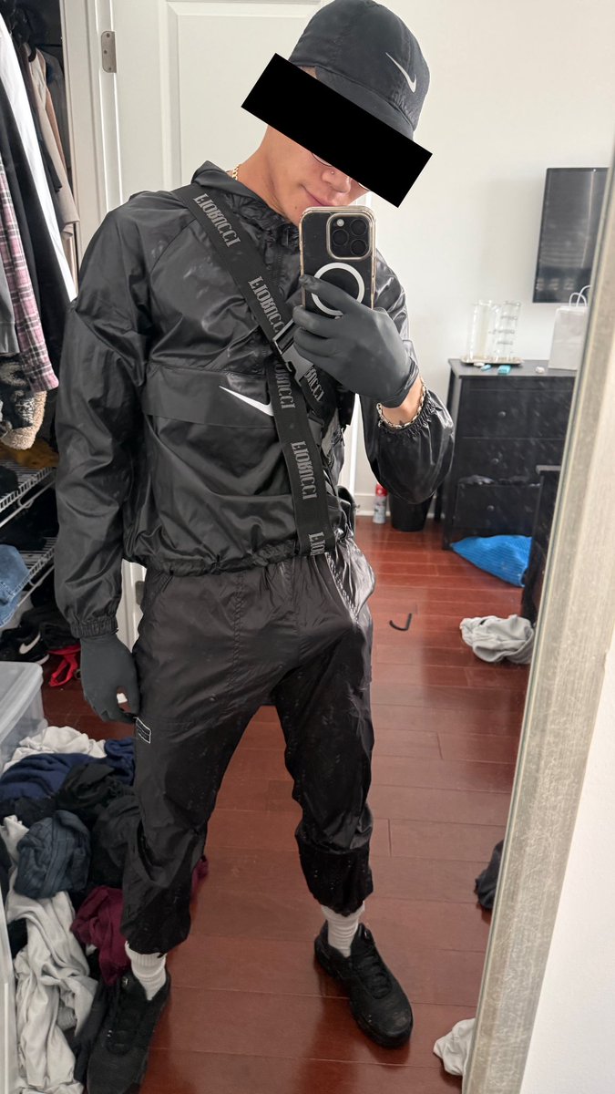 DudeNylon's tweet photo. You’re cooked bro 🤣 https://t.co/Iqv4LSptkx