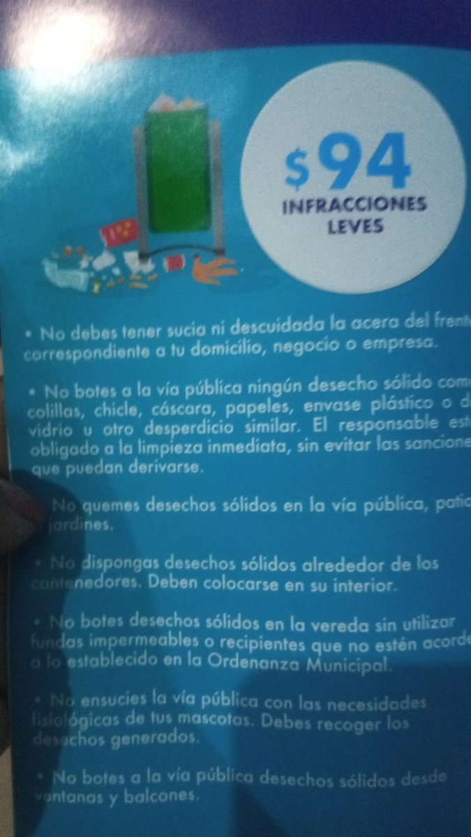 bazuzu22's tweet photo. @Cdla_Guayacanes cuando llegas a casa y ves que dejaron eso. Otra vacuna más ? No hay gente de puerto limpio que hace limpieza de calles ? O hay gente que aún es puerca ? https://t.co/VbhJ68bZB1