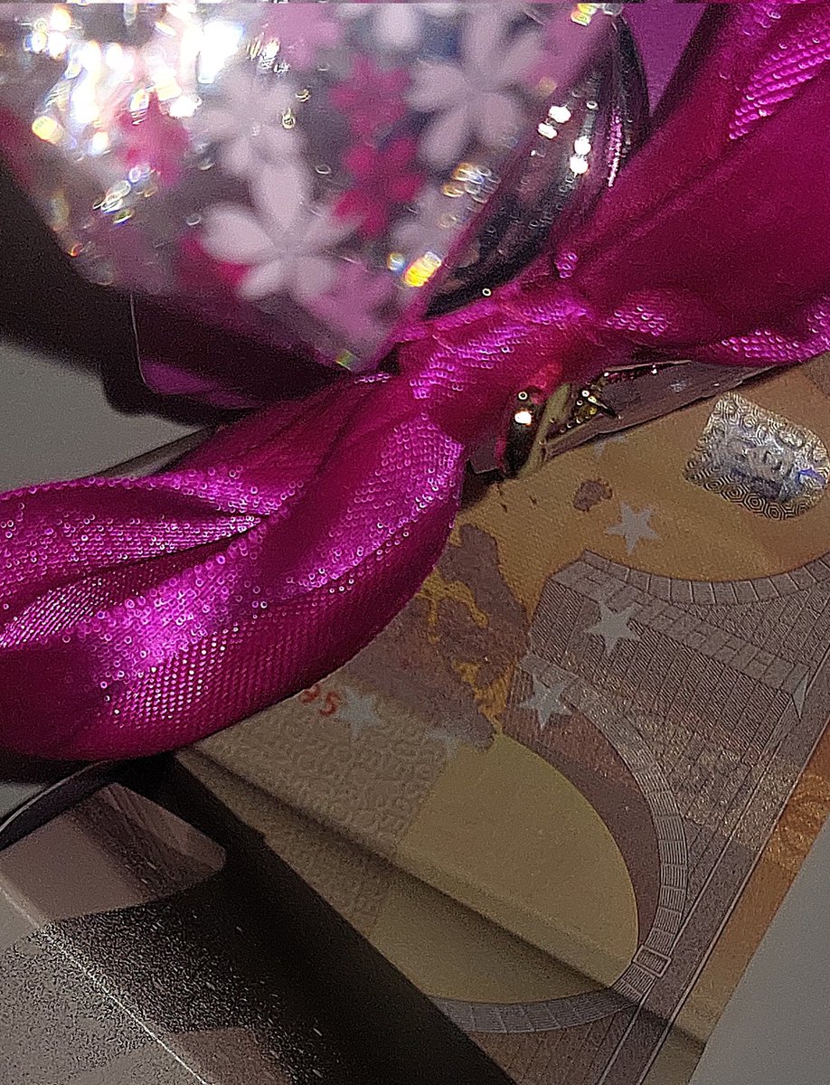 monawarwinters's tweet image. now this is what a bad btch like me likes to wake up to!!! #TAKENOTES