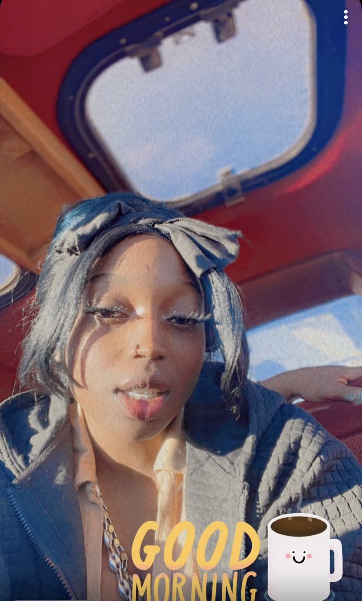 y_harper16's tweet photo. To the love of my life ,  today you would have been 28 👼🏾 I don’t know what to say I will cherish your memory forever I love you to the moon and back ! 🦄 The woman that did it all , the blueprint for you I will . My honey my favorite girl in the world 🪐 #rip#longliveLMH 💫 https://t.co/3BaDc6hI2y