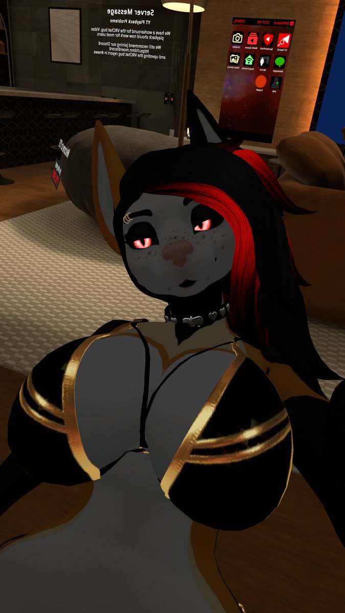 ADAverageAD's tweet image. Empty night for me, Listening to the band "The Score" 
#Yeen
#VRChat