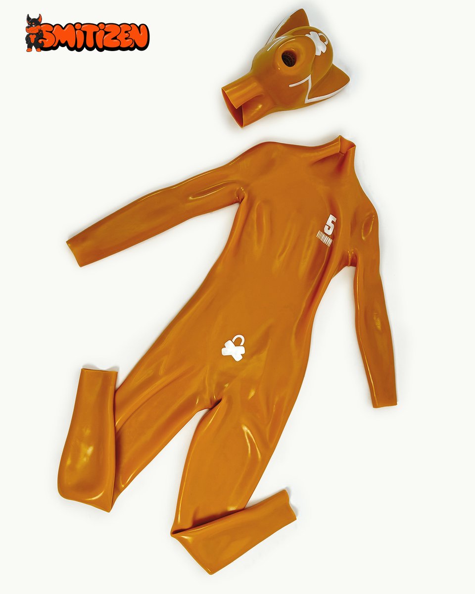 Zieh es an! ✨
#furryfandom #maskfetish #transformation #pup #puppy