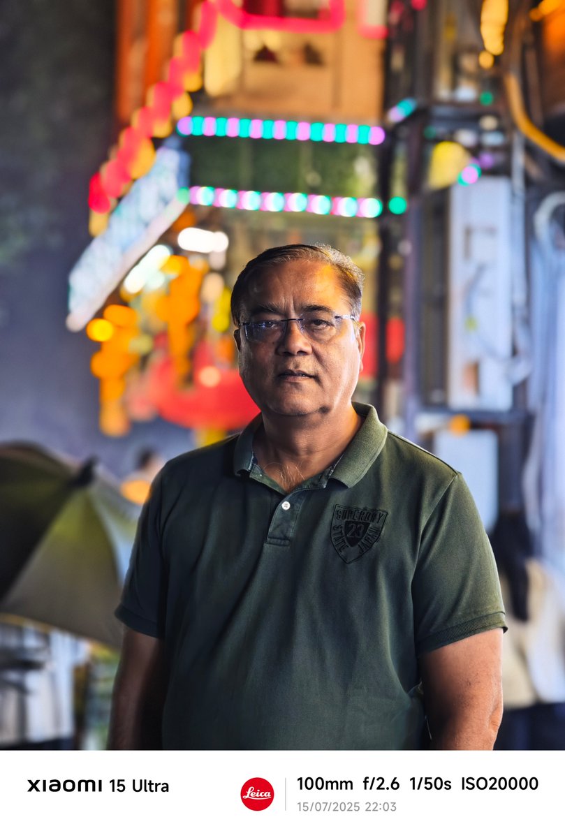 mathursudhin's tweet image. Stepped out last night to experience the local cuisine as well as see the beautiful neon streets. The images from the #Xiaomi15Ultra look great as well.