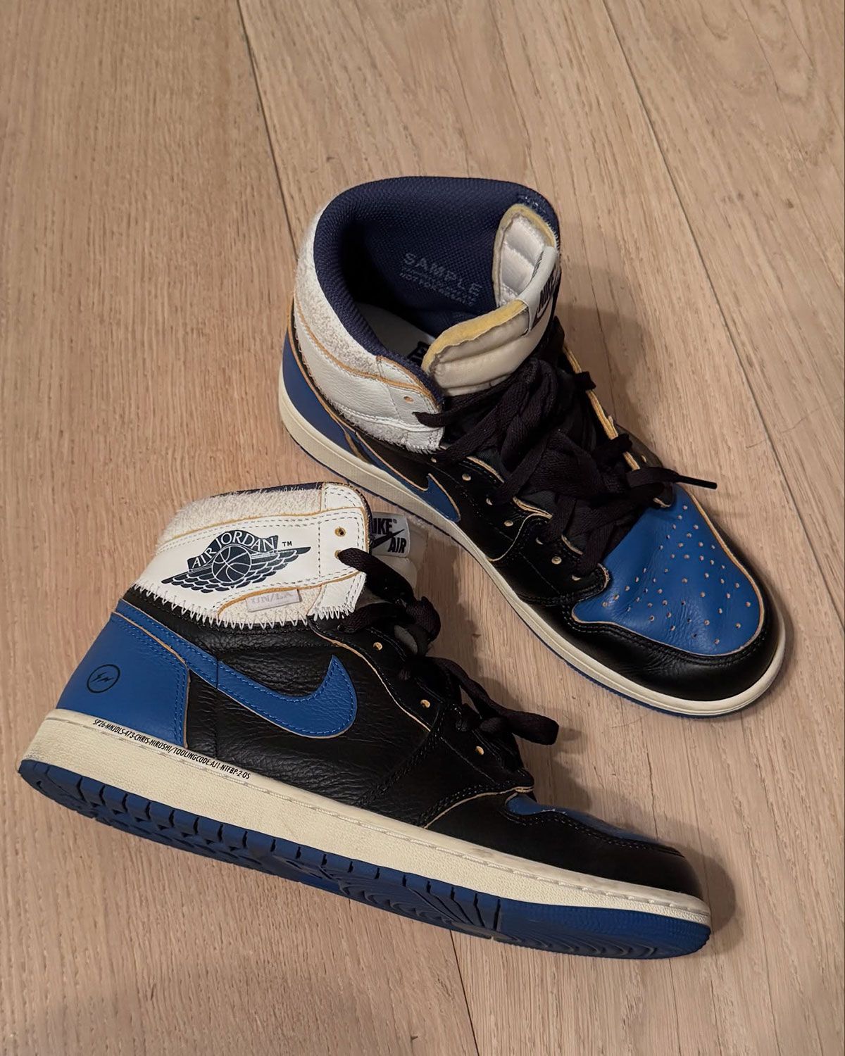 ロニージョ Nike Air Jordan 1 Retro High OG Skyline Size 13. DX0054-805