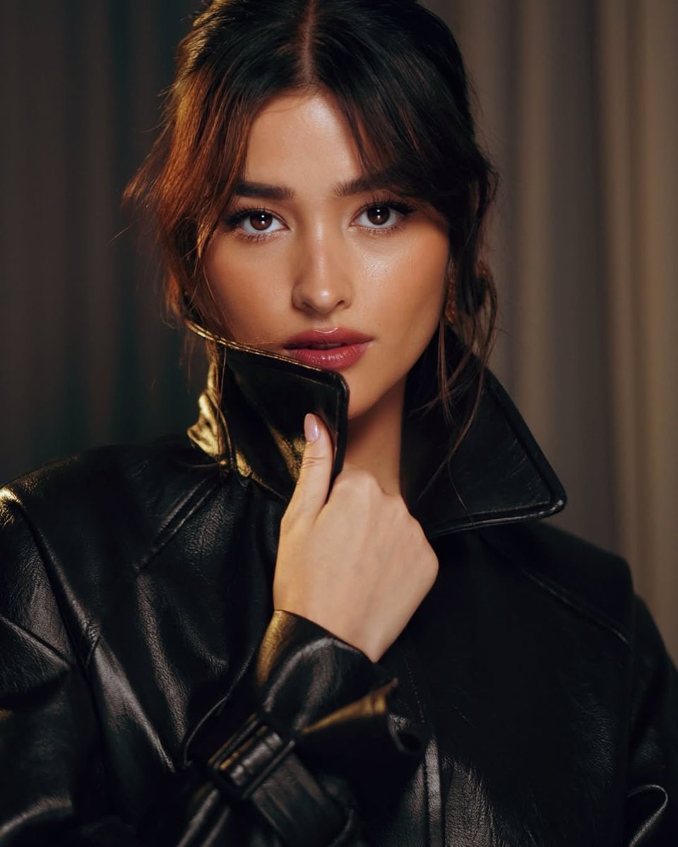 98HOPIE's tweet photo. 🖤 @lizasoberano https://t.co/ixztrtiMfs