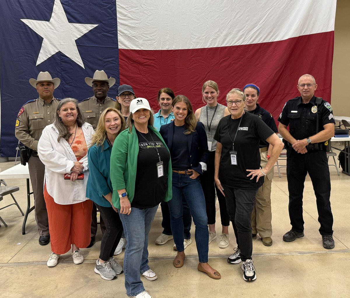 pasadenatxgov's tweet image. Our Communications Dept. is on site this week at the Kerrville Emergency Operations Center in Kerr County. Deployment for this mission is being coordinated through the Texas Association of Municipal Information Officers.