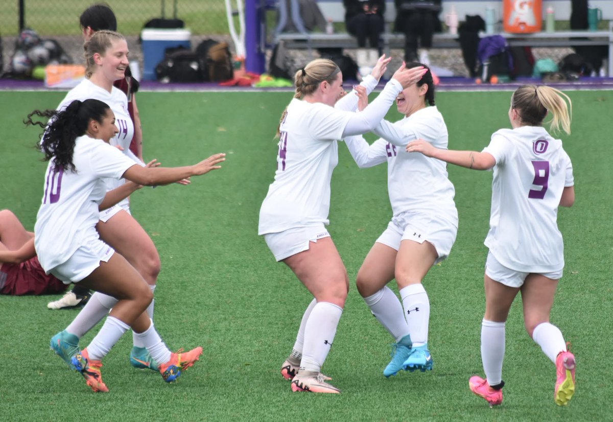 We are hosting an ID Camp on August 24! You don’t want to miss this great opportunity to train at our new facility and meet our current team! See link for details! uofoathletics.com/registrations/… #SOAR