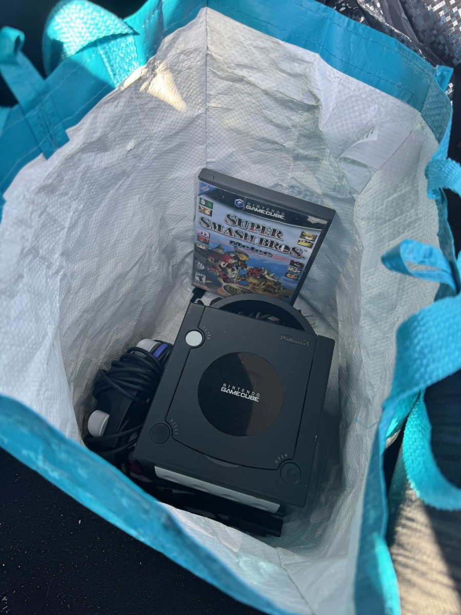 new controller is perfect shoutout <a href="/ayeGiohh/">ayeGiohh</a> amazing craftsmanship 🐐🔥