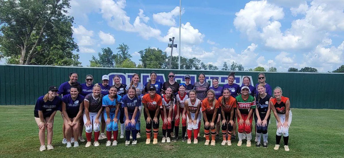 It was such a beautiful day today at the Ouachita Baptist softball field! Thank you Coach Jackson and the Lady Tigers for putting together such an amazing camp! So much positivity and I learned some brand new outfield drills to work on. Loved getting to spend the day with some of