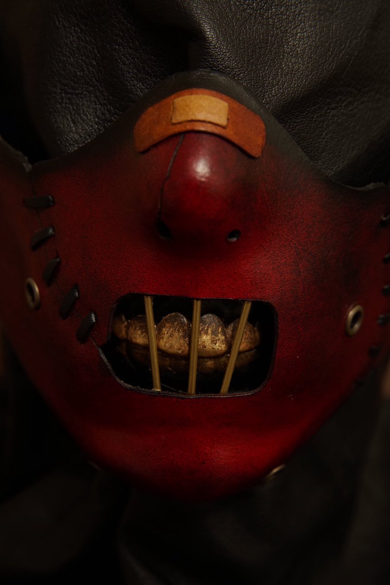 masksmith00's tweet image. 仮面教室１０月の回募集開始してます

コースは
１日コース(着色のみ)
４日コース(仮面製作の全行程)
５日コース(髑髏仮面製作の全行程)
上記3コースがございます。

詳細気になる方はDMか
masksmith00@gmail.com
までご連絡ください。

🔰物作り初心者歓迎🔰