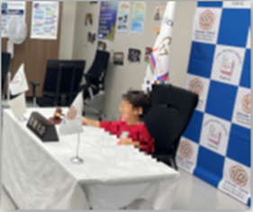 MOJ_HOUMU's tweet image. 【法務省こども霞が関見学デー イベント⑯】
「国際会議を体験しよう!」
みなさんが考えた国旗を使って、その国の代表になってみよう!思い出になる記念撮影も☺
国際会議への参加体験ができます✨
詳細👉moj.go.jp/hisho/kouhou/h…
#こども見学デー #国際会議 #司法外交