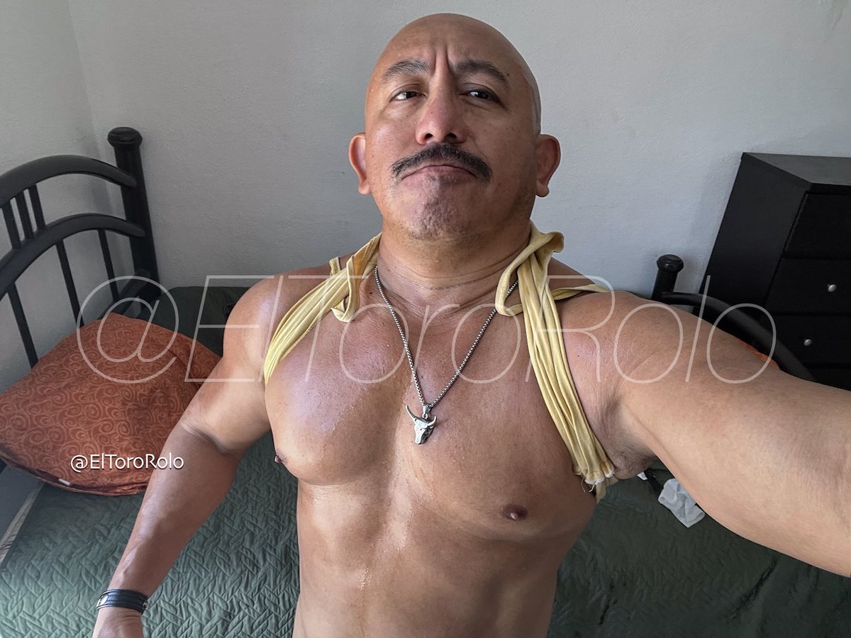 Ya llegó la funda // Ya me vine y ya se fue la funda. 👊🏽
1deX
#NSFW #DILF #feorucoypelón #culosdelToroRolo #sudordesexo #machopreñador #casadogoloso #hueleamacho #rimming #lavadocazuela #tuchdesemana #humpdayX