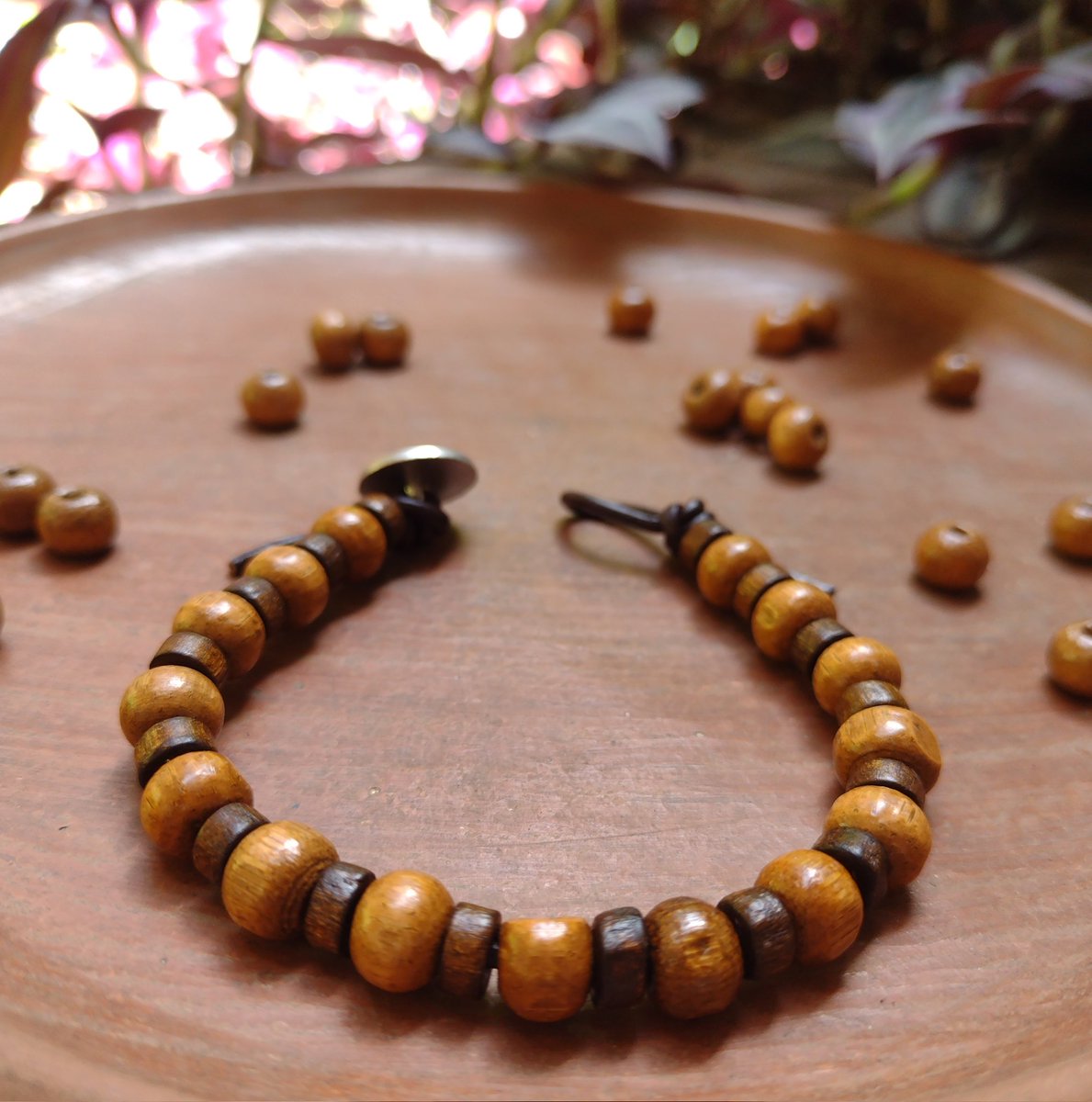 👋Buenas👋

🔄RT plis🔄

🪵¿Madera y Cuero?🪵

¡En <a href="/LeosHandmadeGT/">LeosHandMadeGT</a> los encuentran!

🥰Nuevos diseños, hechos a tu medida, a tu gusto, a tu alcance y siempre con cariño🥰

1xQ60 
💥2xQ100💥

🙏Gracias x su apoyo🙏

#Madera
#Cuero
#HandMade✋