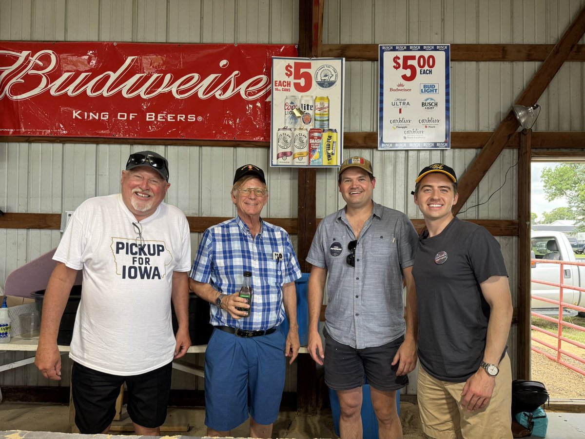 TaylorforIowa's tweet image. Great time serving beer today at the Clinton County Fair with fellow candidates @PetermanForIowa , @KrauseForIowa , and George Pickup.