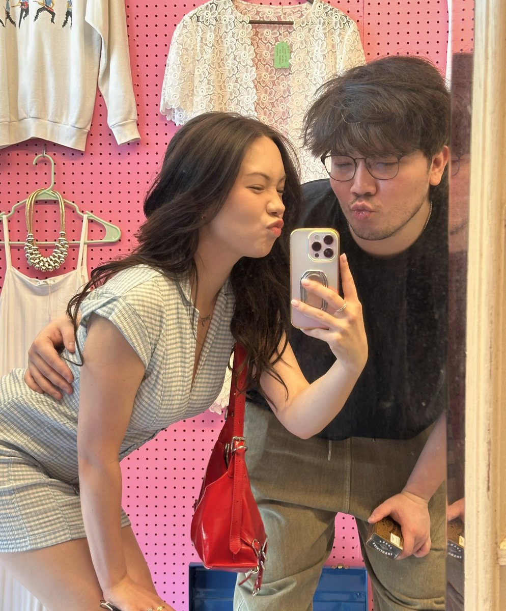 QuarterJade's tweet image. 6 years w this guy :’)