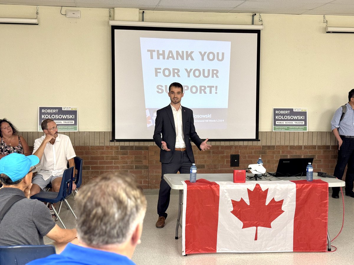 MichaelParsa's tweet image. Great to see everyone at Trustee Robert Kolosowski's meet-and-greet this evening.
Thank you to Robert and his team for hosting this opportunity for the community to come together!