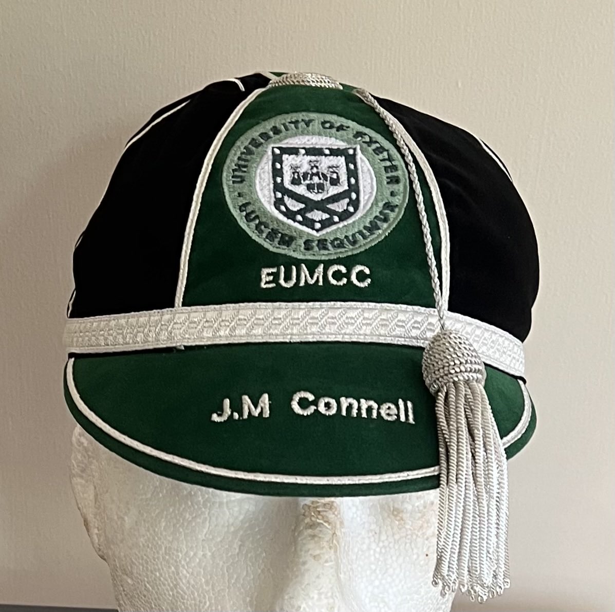 Exeter Uni Presentation caps