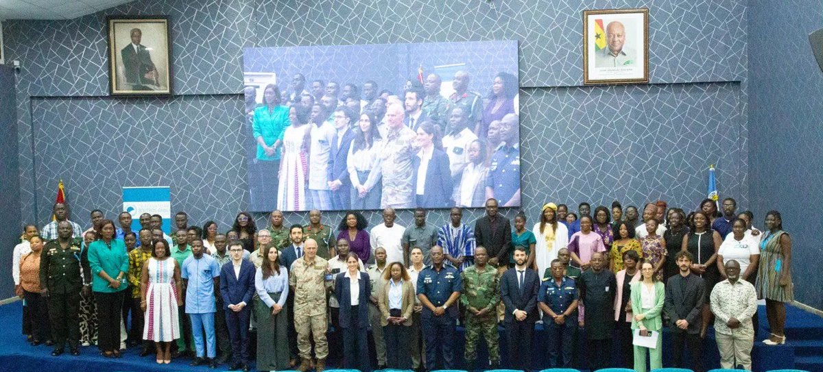 🎥 La vidéo intégrale du séminaire "Intégrer les enjeux environnementaux dans les opérations de maintien de la paix🌱" #OBG du 26 juin à Accra est en ligne !
📄 Accédez à la vidéo, au résumé &amp; aux présentations 👉 tinyurl.com/2wfwsnyj

#Peacekeeping #ClimateSecurity #Climat