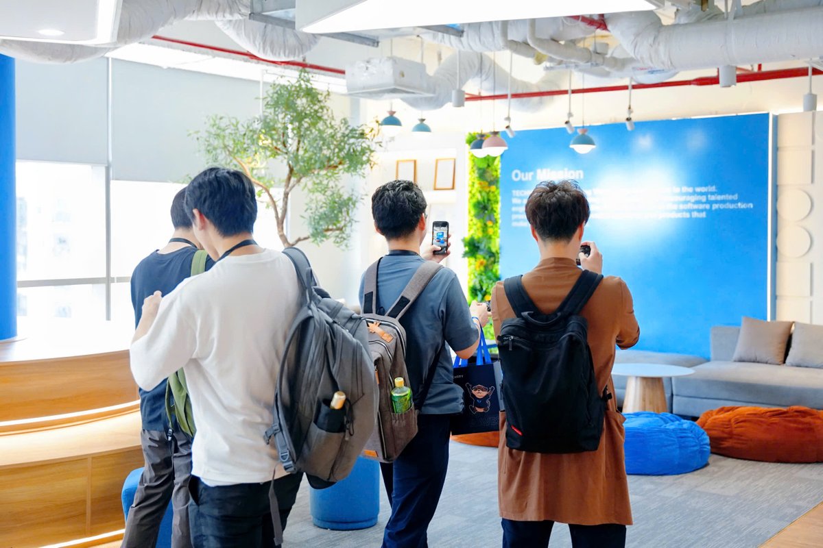 Techvify_Japan's tweet image. 【UNIXON株式会社様】ベトナムオフィスにご来訪いただき、誠にありがとうございました。

今回のご訪問を機に、今後のより良いパートナーシップ構築に繋がることを願っております。

#TechvifyJapan #OfficeTour #Techvify