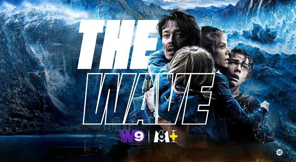 W9's tweet image. Allez vous survivre à la vague ? Rendez-vous tout de suite, devant #TheWave