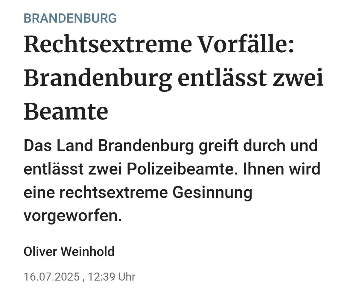 _nasir_ahmad_'s tweet image. Kein Platz für Nazis in der Polizei. Ein guter Schritt, nur viel zu spät, viel zu wenig und viel zu oft ignoriert. Härteres Durchgreifen bei Nazipolizisten sollte die Regel sein, keine Ausnahme.
