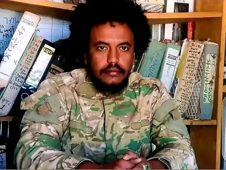 #Tweedlledee_Tweedleum
➽(ከአርበኛ ተስፋማርያም ታፈሰ)
🔷በአማራ የህልውና ትግል ውስጥ በጠላትነት የፈረጅነው የመጀመሪያው አሰላለፍ የአማራን ህልውና የሚክደውን ኃይል ነው። ይህ ኃይል ታላቁን የአማራን ህዝብ የግዛት አንድነት የሚክድ አማራ የሚባል