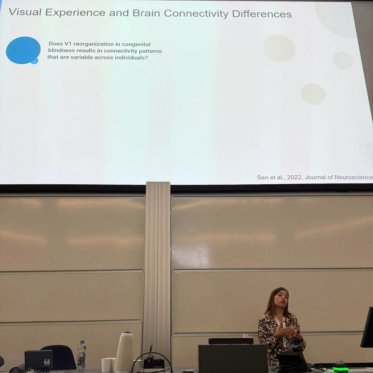 cogbooster_uc's tweet image. Lénia Amaral presented her work at the International Multisensory Research Forum!
Her talk, “Stable, but unique: individualized connectivity in the blind V1 over time”, reflects her postdoc work with @StriemAmit at the SAMP Lab, @Georgetown.
@durham_uni #IMRF2025 @AmaralLenia