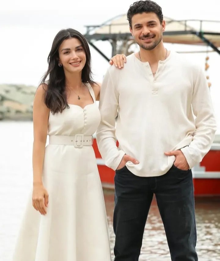 Oyyyyyyaaaaa 🔥🔥
#ÖzgeYağız #HalitÖzgürSarı #GözleriKaradeniz #Günzil