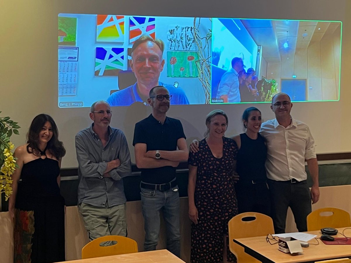 Congratulations to PhDs Jonas Thomsen &amp; Lucia Bidondo from <a href="/OxyMiST_NNF/">OxyMiST</a>
-Sphagnum peat: Chemical environment, composition and enzymatic degradation <a href="/UCPH_Research/">University of Copenhagen Research</a>
-Study of thioredoxins and their targets in Neurospora crassa: role in saprotrophy and hypoxic adaptation <a href="/BBF_lab/">BBF_Marseille</a>