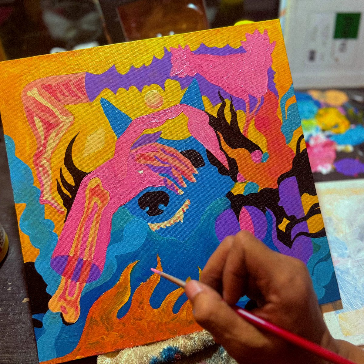 Continuing some unfinished paintings, I hope I can finish a few canvases this month… well then, let’s see then ✍🏽✨