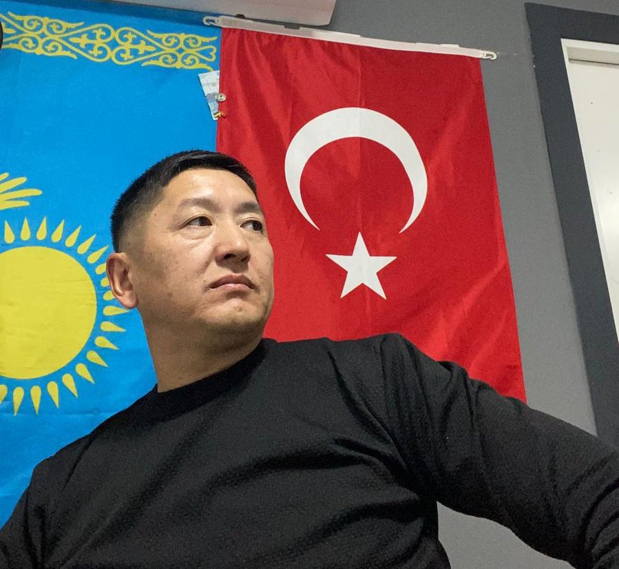 🇰🇿Kazakistan'ın Muhalif Lideri Kuat Ahmet:

"Kıbrıs Türk'tür, Türk Kalacak."