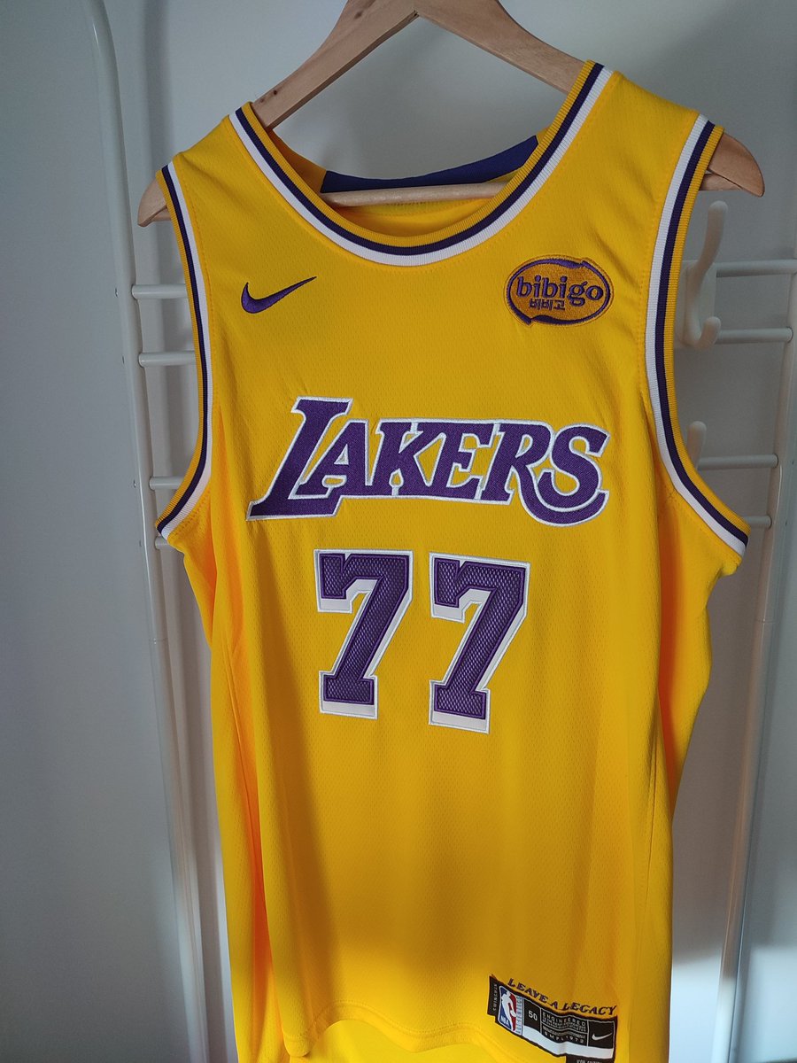 yorchi83's tweet photo. Menuda locura de camiseta me ha llegado para este verano. Calidad muy top. Gracias a los amigos de @Ctinfo_17 https://t.co/pFGNk0lQtb