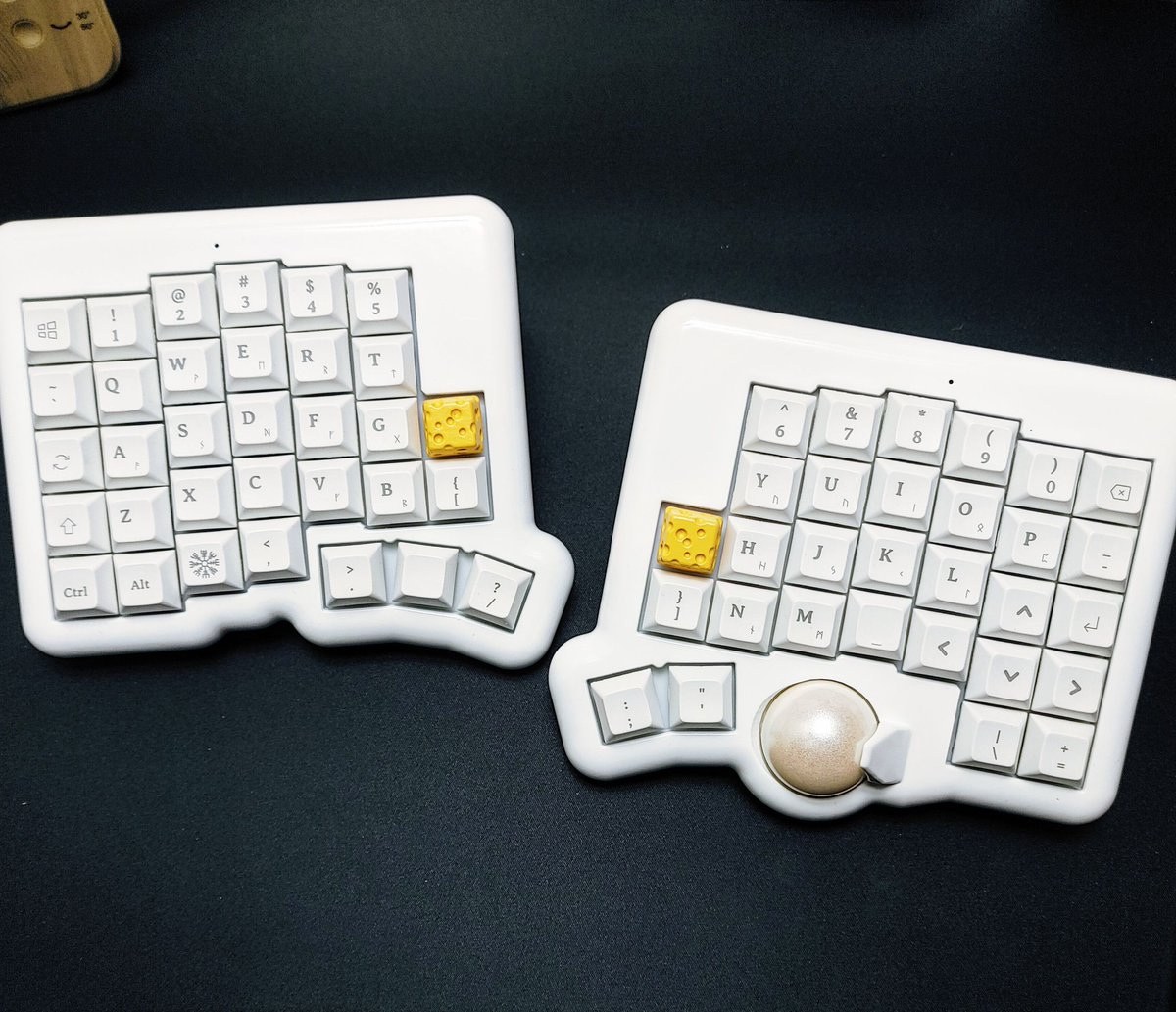 いぬとぽ Keyball44 いぬとぽ Keyball44 せきごん (@_gonnoc) / X