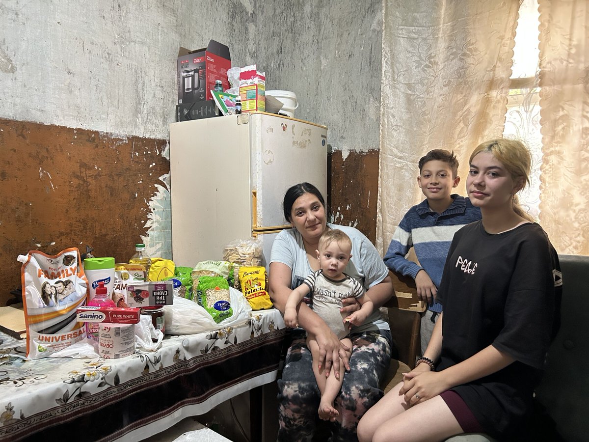 childaidrr's tweet image. Life with 6 kids is tough—especially during summer when school meals stop.
Even a little support becomes a lifeline. She’ll never forget the help she received when times were hard. 💛
Thank you for standing with families.
bit.ly/3DFREKN
#SupportFamilies
