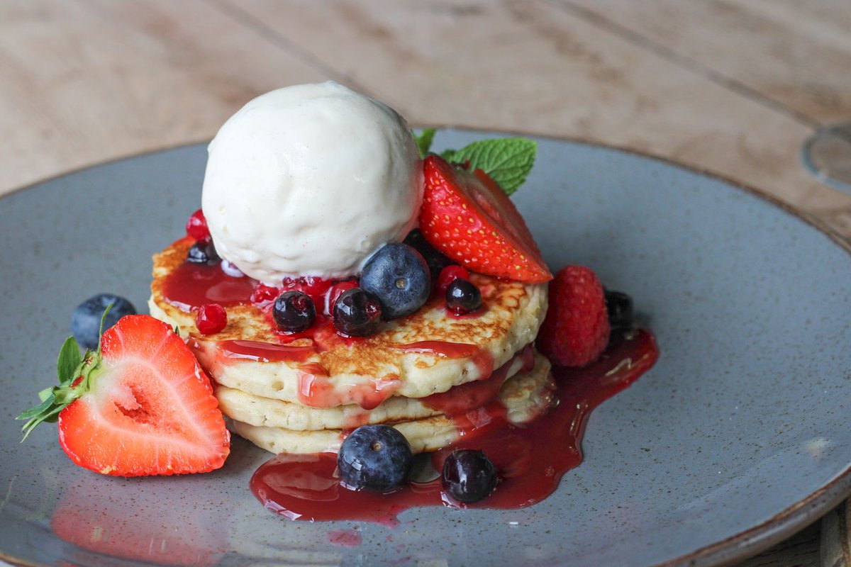 BottleGlassPub's tweet image. What's your go-to breakfast? Sweet or savoury? π₯π³
Join us every Saturday (9β11:30am) & Sunday (9β11am) for a delicious start to your weekend -Whether you're fuelling up after a countryside stroll or catching up over coffee! β
Book your table π΄bit.ly/3ke9bgX