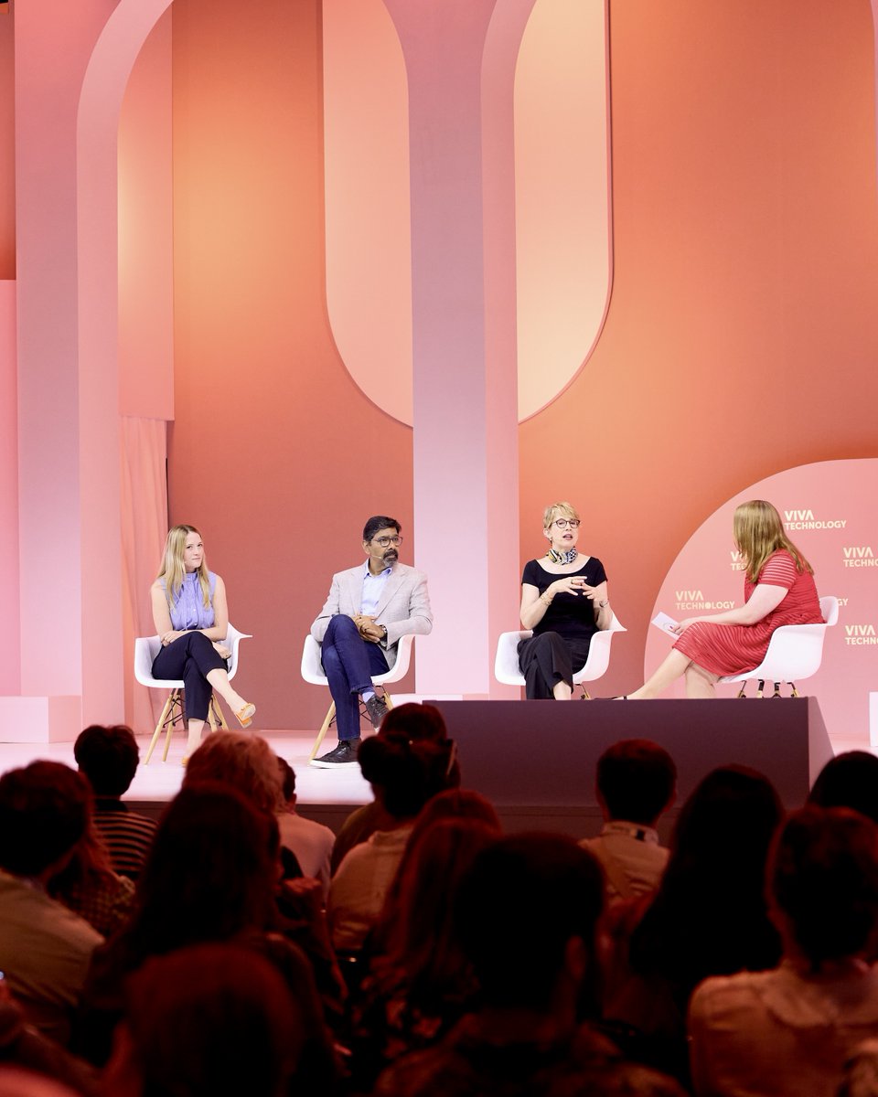 VivaTech's tweet image. AI + marketing leaders = big ideas at #VivaTech ⚡️
At this year’s CMO Perspective, trust, creativity & the human side of AI took center stage.
Swipe to meet the visionaries shaping the future of marketing - anyone stand out to you?👇