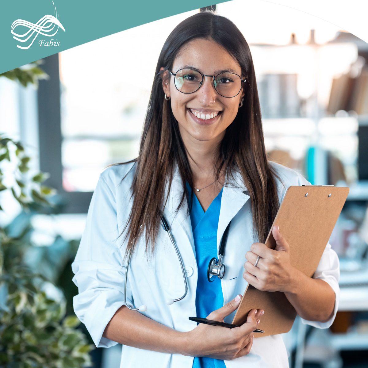 📣 ¡𝗔𝗯𝗶𝗲𝗿𝘁𝗮 𝗹𝗮 𝗰𝗼𝗻𝘃𝗼𝗰𝗮𝘁𝗼𝗿𝗶𝗮 #𝗣𝗿𝗲𝗺𝗶𝗼𝗙𝗔𝗕𝗜𝗦 𝟮𝟬𝟮𝟱 𝗮𝗹 𝗠𝗲𝗷𝗼𝗿 #𝗥𝗲𝘀𝗶𝗱𝗲𝗻𝘁𝗲! Para residentes que terminen en 2025 en centros del #SSPA en #Huelva 📅 Hasta el 15/09 a las 14:30 h. 🔗 Bases y solicitud: fundacionfabis.org/premios-fabis-…