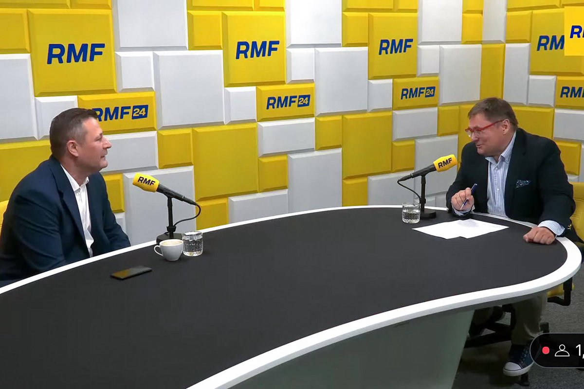 MRiTGOVPL's tweet image. Minister @KrzysztofPaszyk w Porannej #RozmowaRMF z @tterlikowski o misji IGNIS: 🎙️Cały projekt udziału w misji IGNIS, z udziałem polskiego astronauty, to jest realizacja szerokiego planu powrotu Polski do eksploracji kosmosu, do korzystania z dobroci, które ta eksploracja…