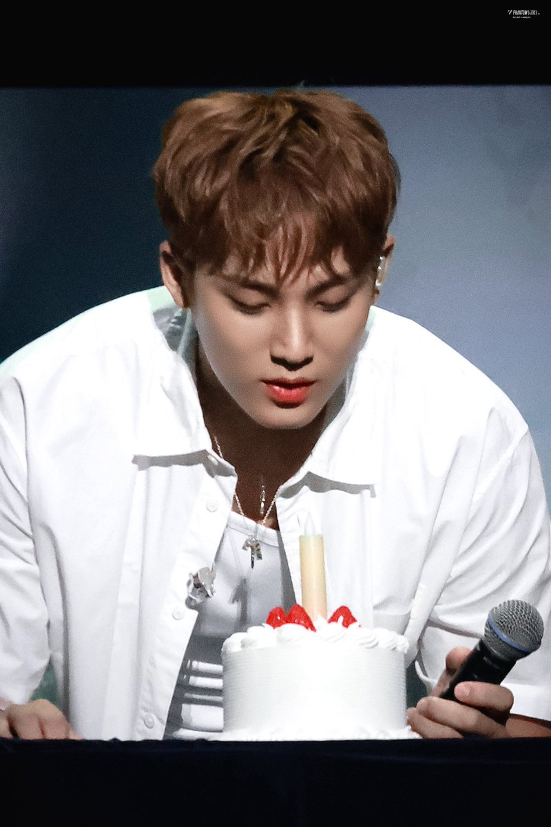 ph970406's tweet image. 250717 🇯🇵fan party

🍫🎂🐶

#민규  #MINGYU #세븐틴 #SEVENTEEN