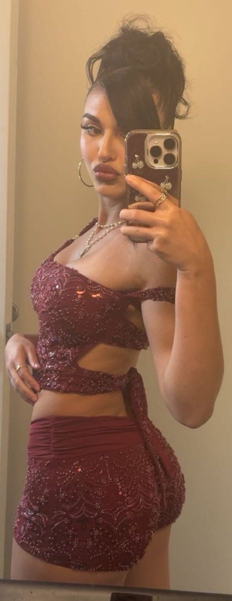 So damn pretty 😍

(<a href="/Jazmyn_nyx_wwe/">Jade Gentile</a>, Snapchat)
