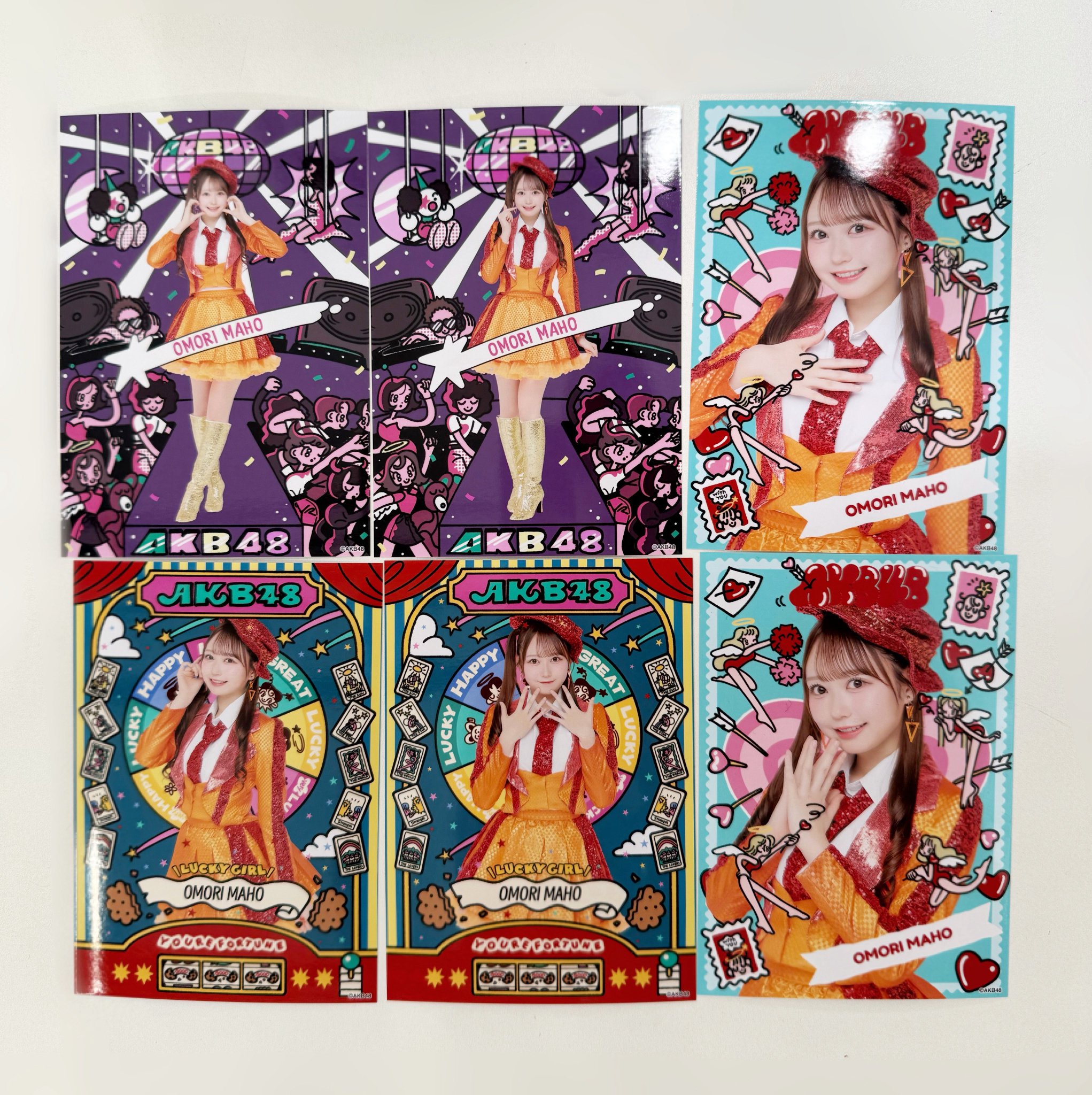 AKB48 大丸衣装展　今日は誰に恋をする？衣装生地シュシュ　りんごチャームのみ AKB48「恋チュン」衣装が大丸東京店に大集合！ ミニ衣装展 第2弾