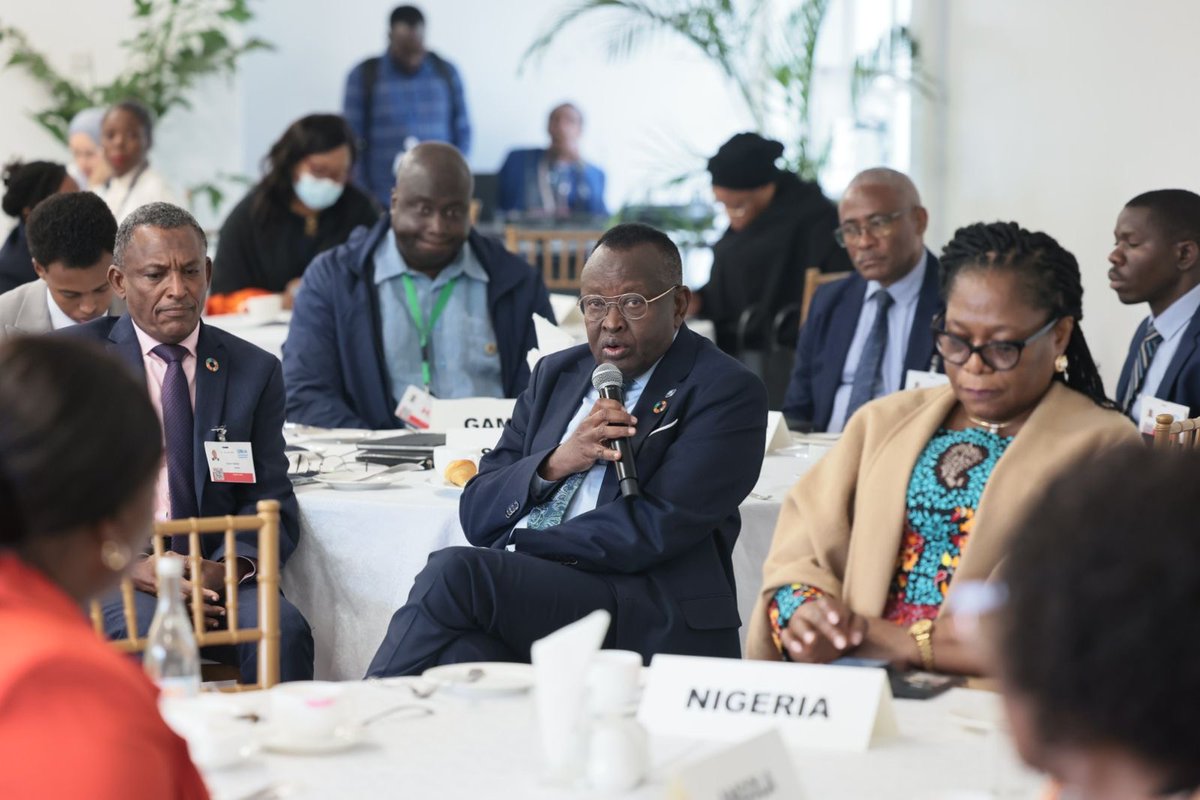 At #AMCENat40, ministers convened for a strategic breakfast dialogue to align Africa’s voice ahead of #UNEA7  with the President of UNEA-7, Oman, in attendance.

AMCEN plays a critical role in ensuring coherence across environmental decisions. 

The road to UNEA-7 runs through