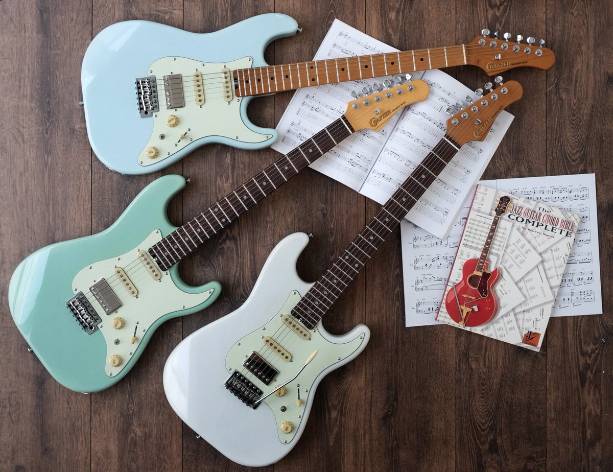 instagram.com/p/DMM47jAzFOo/…
.
Gitar elektrik satu ini jadi bukti kalau desain klasik bisa bersatu dengan sentuhan modern.
.
Crafter Modern Sera hadir dengan body ramping, kontur nyaman, dan neck yang responsif—cocok buat shredder, bluesman, sampai rhythm player.