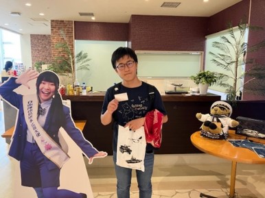 tokushima_pco's tweet image. 会員制 #コワーキングスペース結 はお陰様で会員が350名を突破!
また、新規の方のみならず、大勢のリピーターの方にもご利用頂いています
会員証のスタンプを10個集めて会員証がシルバーになった方も続出
今なら、シルバーメンバーに豪華賞品も贈呈
皆様のご利用をお待ちしています
#自衛官募集
