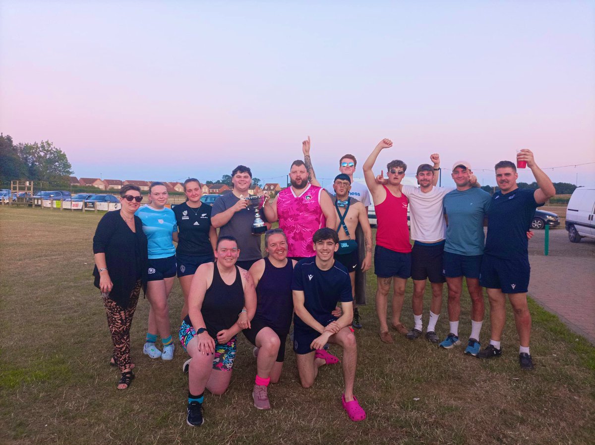 📣 Big Shout Out to our social touch team who finished as Plate Winners in the Northallerton Rugby Club Social Touch League. 

A fantastic mix of players across the 2nd, 3rd &amp; Ladies teams. 

Well done one and all 🏆 

#MowdenFamily